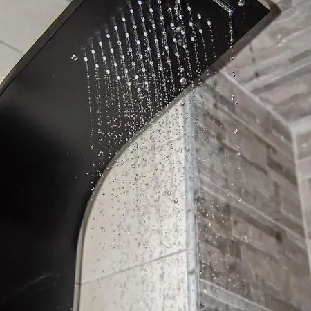 Rena's Luxury With Free Private Parking Lejlighed *